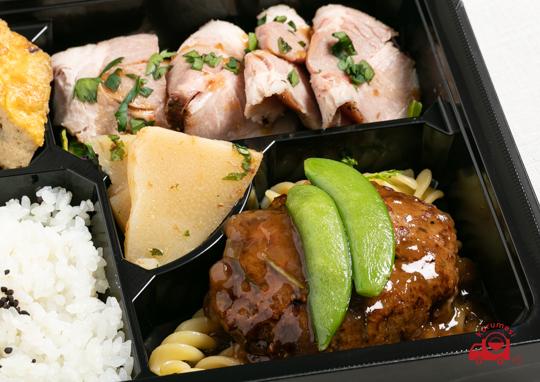 うなーグ特製 手ごねハンバーグ 低温調理ローストポーク 1 6円 うな松謹製 うな グ くるめし弁当