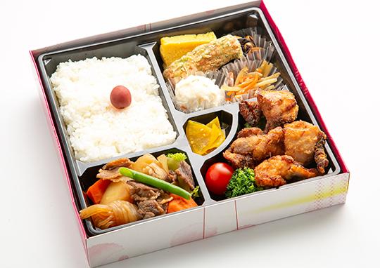 ダブルメイン！肉じゃが×塩麹唐揚げ弁当 800円｜おこ兵衛 - くるめし弁当