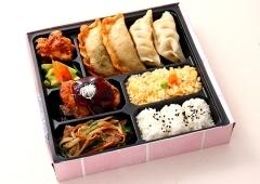 餃子の点点の弁当配達 にんにく無し餃子の名店 くるめし弁当