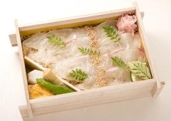 新開花 しんかいか 創業130年 老舗料亭のお弁当 くるめし弁当