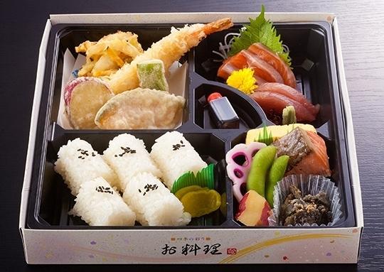 特選松花堂 1 290円 花萬 くるめし弁当