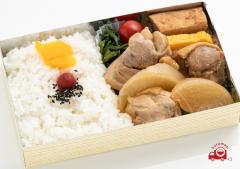 手作り弁当のマザーの弁当配達 家族3人で作る くるめし弁当