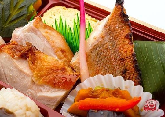 赤魚塩焼きおばんざい弁当 1 080円 京みづきの弁当配達 くるめし弁当