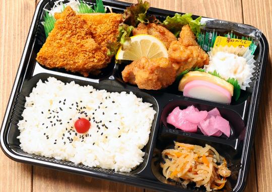 ヒレカツ＆唐揚コンビ弁当 1,050円｜カフェ工房 和味(カフェコウボウ ナゴミ) - くるめし弁当