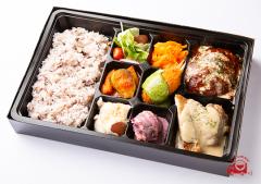 Number Five Cafe ナンバーファイブカフェ の弁当配達 本格洋食弁当 くるめし弁当