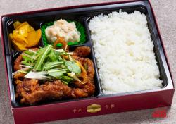 炒飯から揚げ弁当 680円 松華 ソンファ くるめし弁当