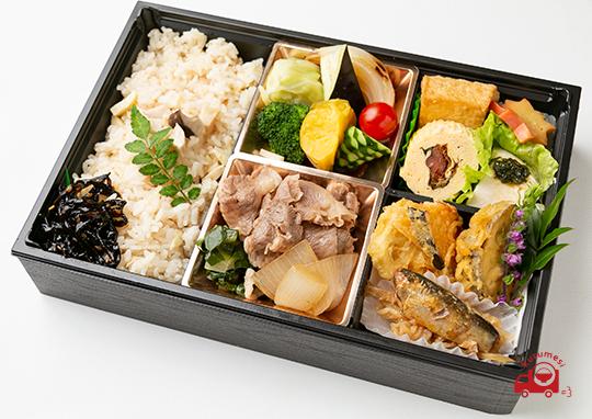 牛すき煮と泉州野菜 千代大海膳 1 6円 菜苑の弁当配達 くるめし弁当